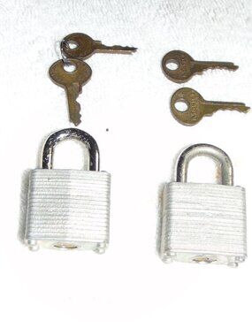 Vintage Master Lock Padlocks with different keys, No. 7, 1969
